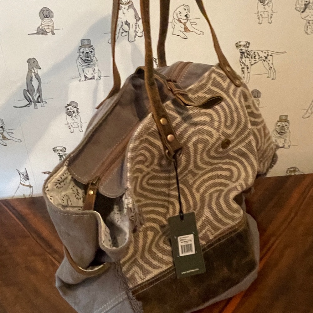 Myra Bag